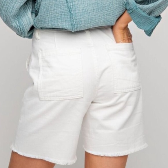 🆕 EASEL Love Stitch White Denim Patchwork Frayed Edge Shorts Cotton Size Small - Picture 2 of 13